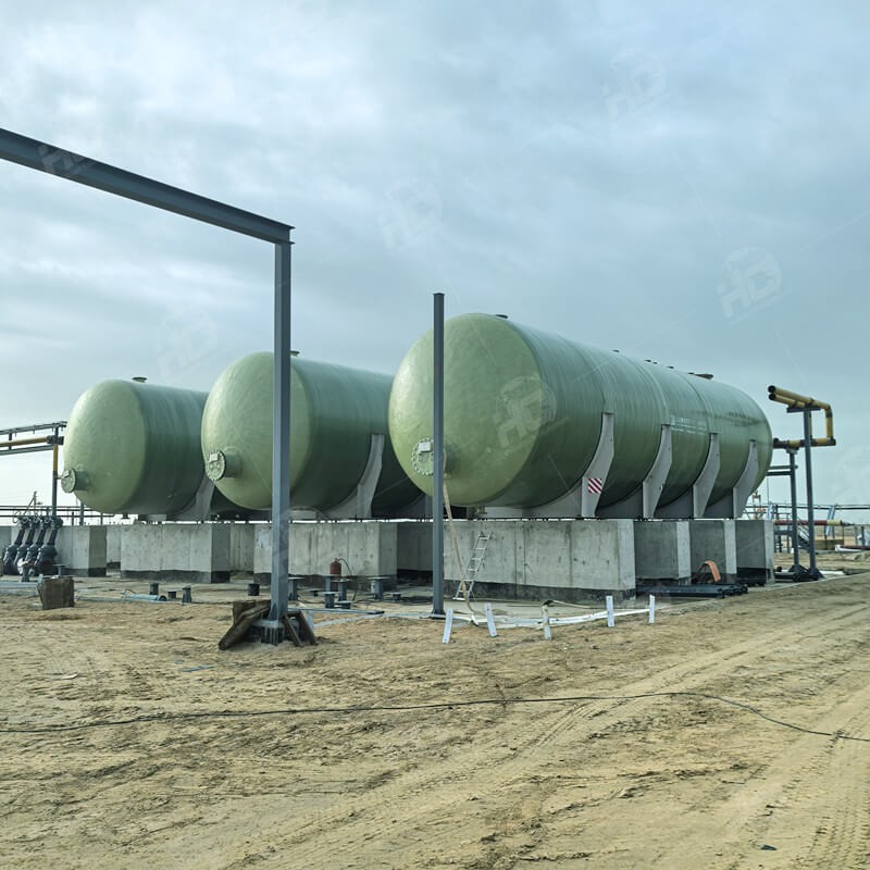 FRP storage tanks_副本.jpg
